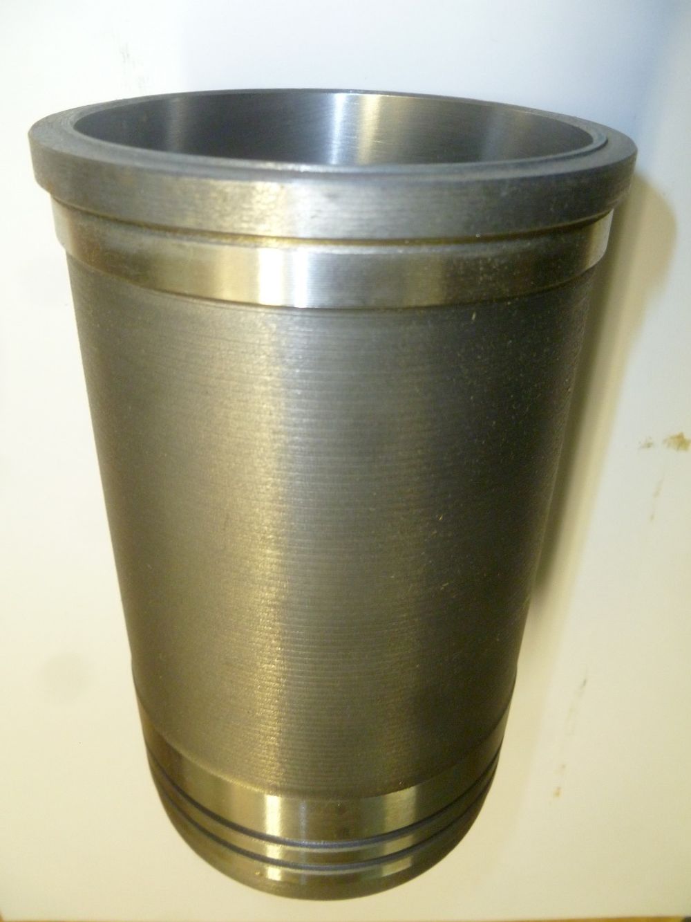 Гильза цилиндра (D=85 мм) Ricardo Y485BZD; TDK 22 4L/Cylinder liner