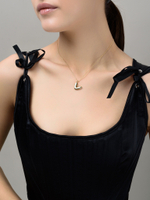 Колье с буквой