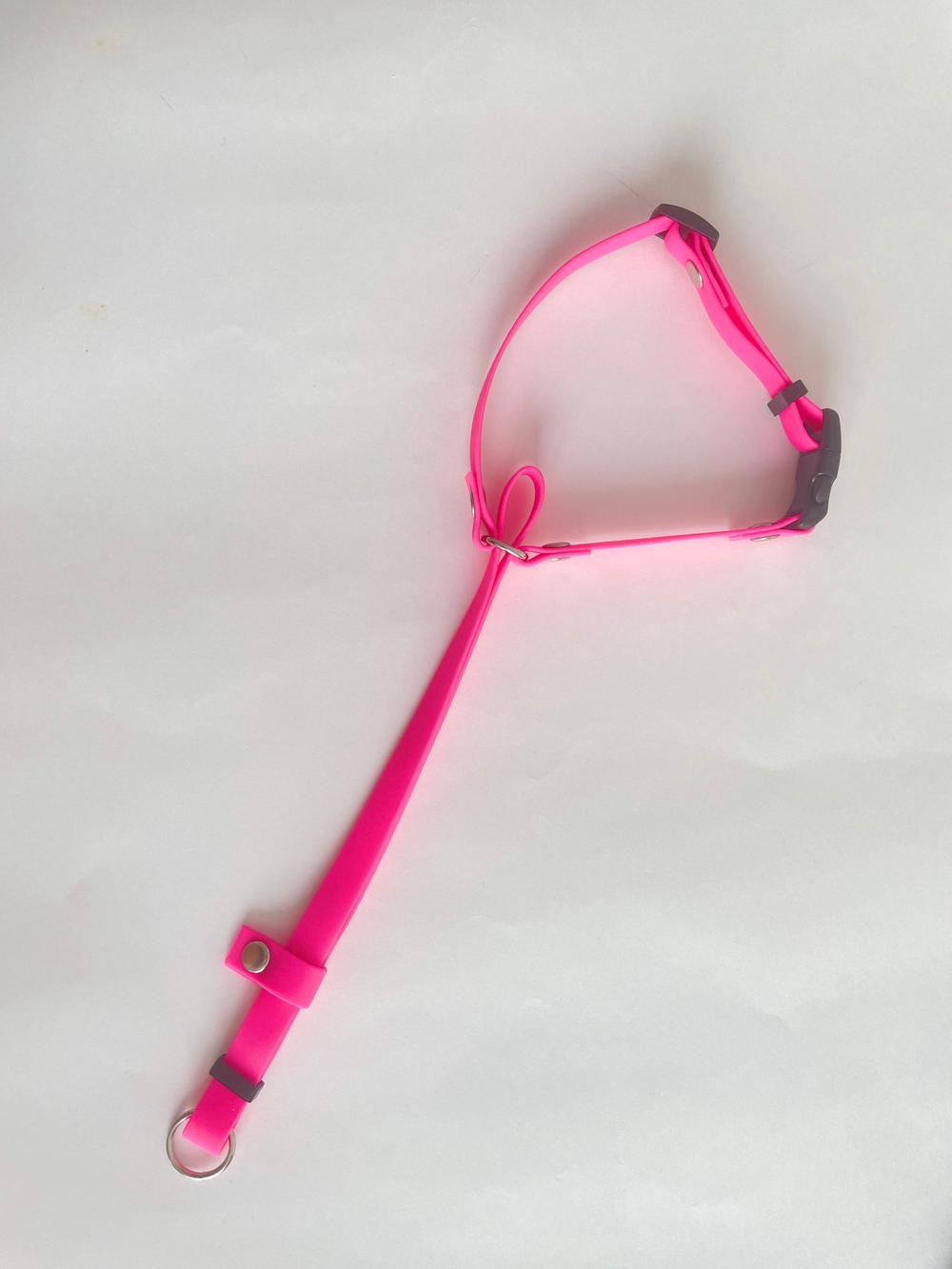 Недоуздок БИОТАН Халти для собак, морда макс 35 см., шея 35-65 см, черный