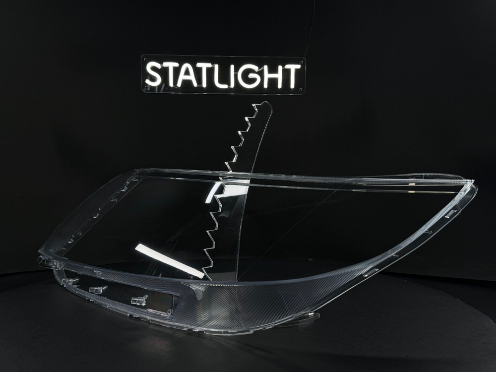 Левое стекло фары KIA Sorento 2 2012-2021