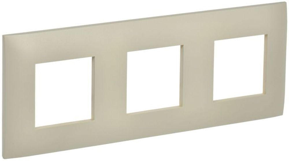 Рамка 3-м SKANDY SK-F01B беж. IEK SK-M32-K10 Рамка 3-м SKANDY SK-F01B беж. IEK SK-M32-K10