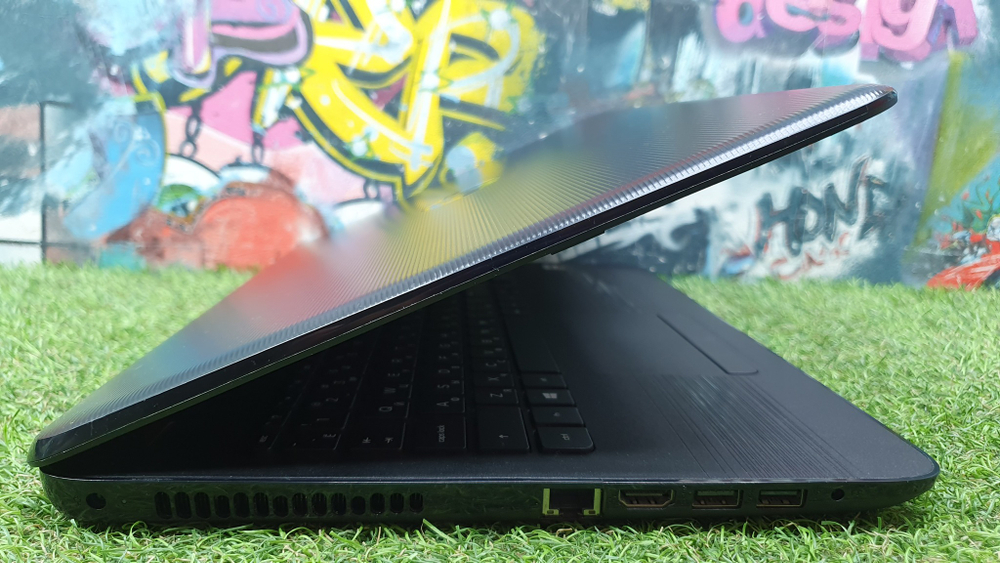 Ноутбук HP AMD A6-7310/8 Gb/R5 M330 1Gb/15-ba576ur Z5A84EA/Windows 10