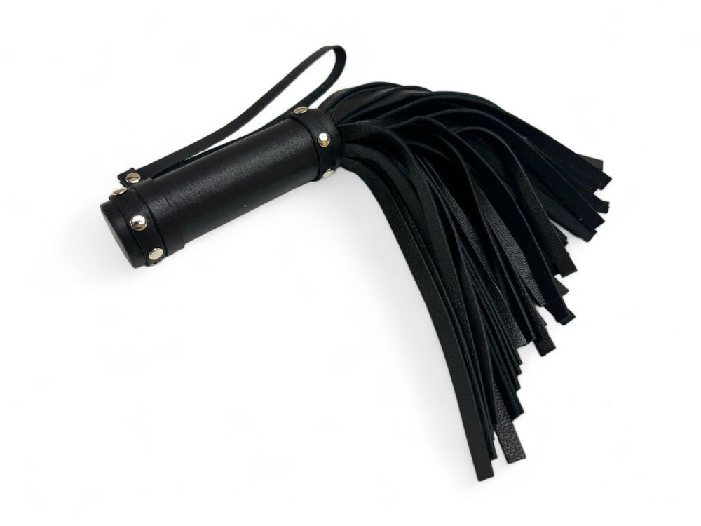 Черная генитальная мини-плеть Queen Arsenal - 26 см. (Цвет: черный)