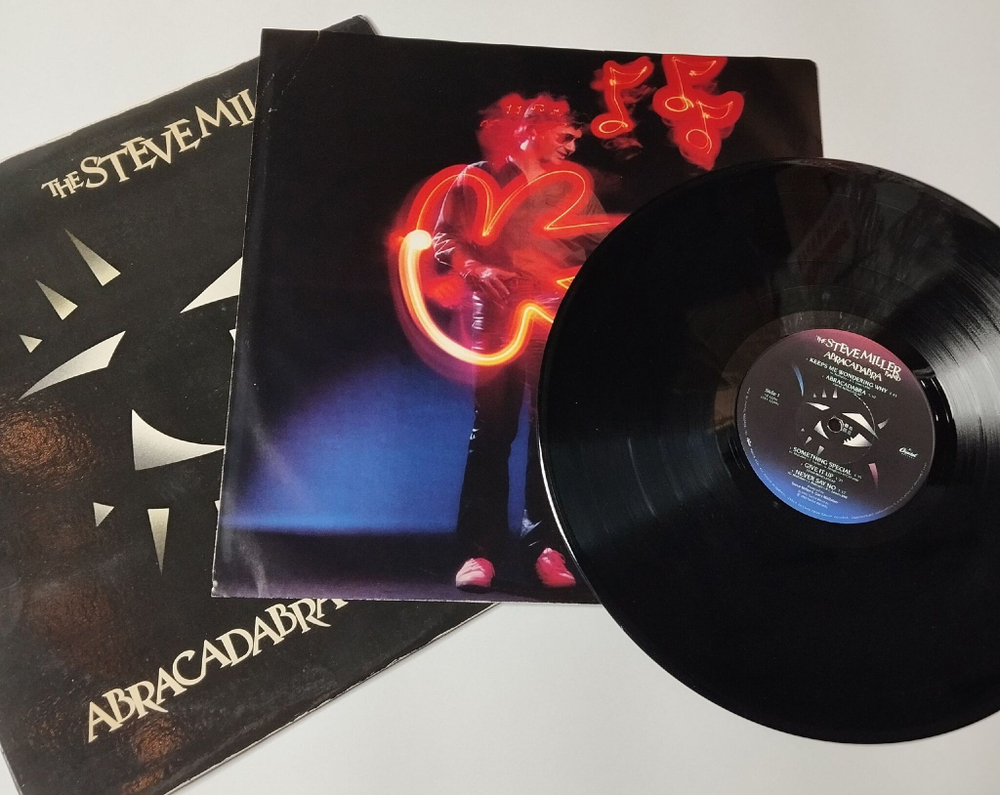 Винтажная виниловая пластинка LP The Steve Miller Band Abracadabra (USA 1982). Abracadabra
