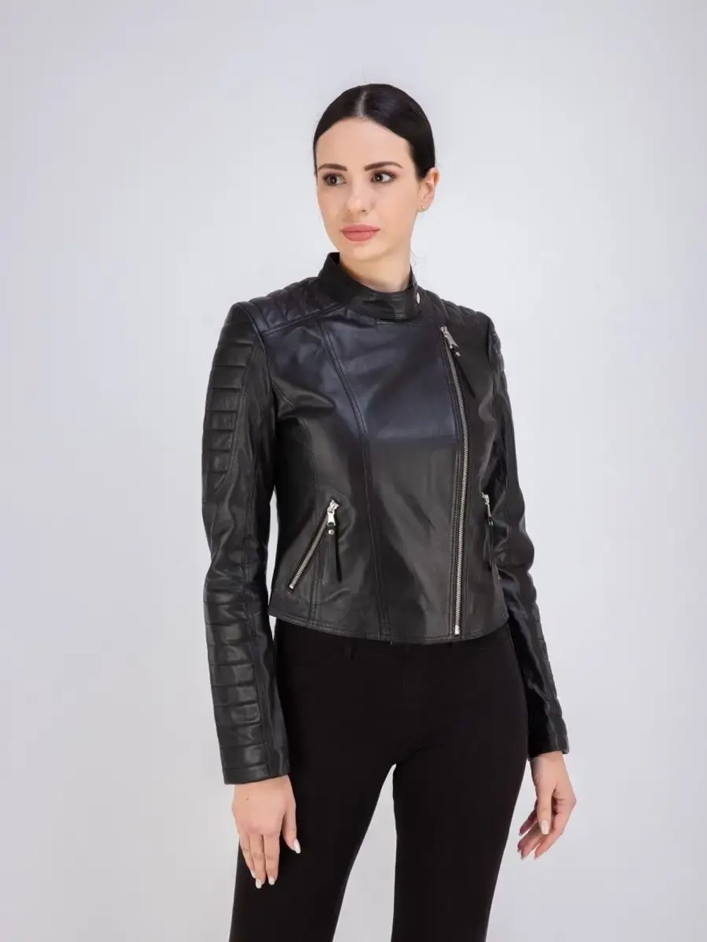 Косуха укороченная демисезонная куртка из натуральной кожи