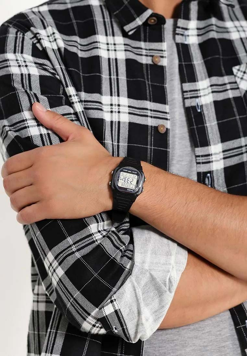 Японские наручные часы Casio Collection W-800H-1A