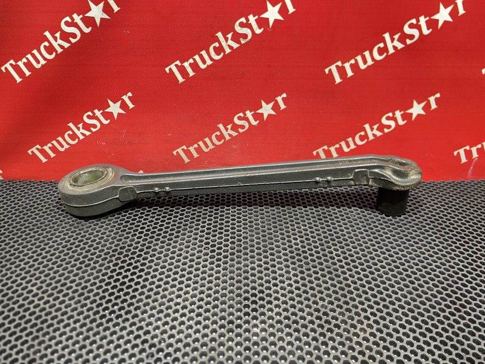 Стойка переднего стабилизатора