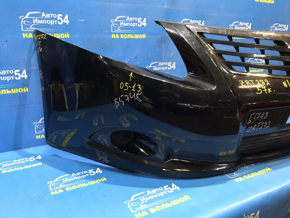 Бампер передний TOYOTA AVENSIS 2008-2012
