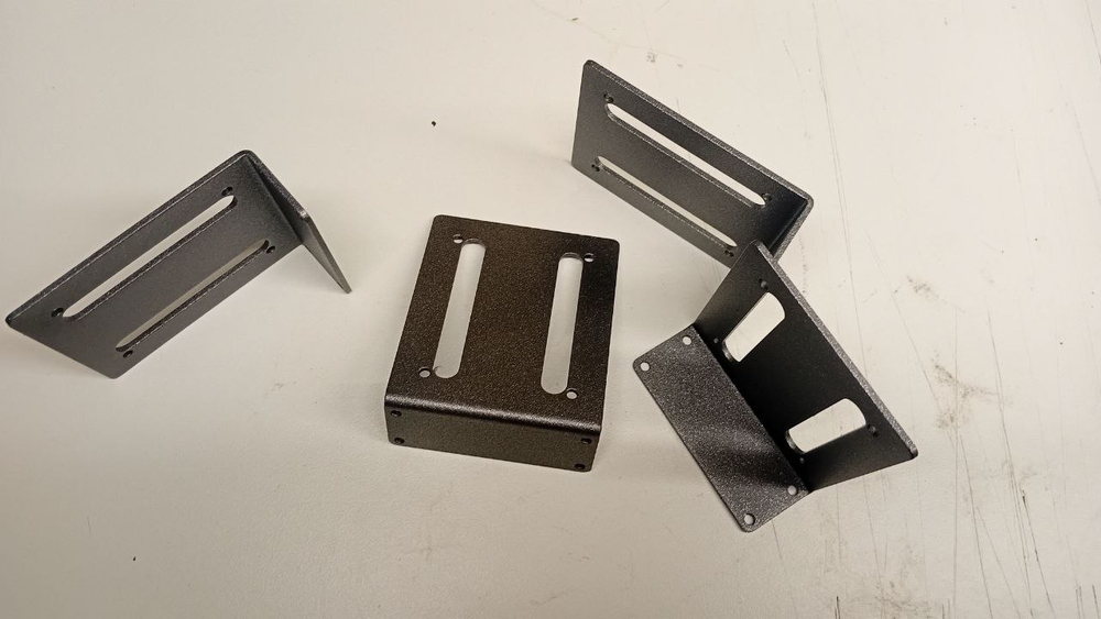 Уголок монтажный для кожуха трансформатора