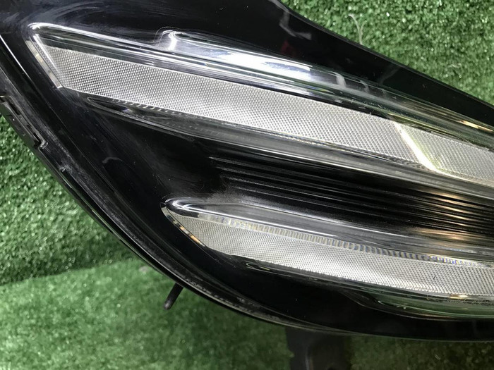 ДХО левый Zeekr 001 (2021-н.в.) LED