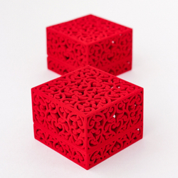 Ажурный футляр для кольца или серёг