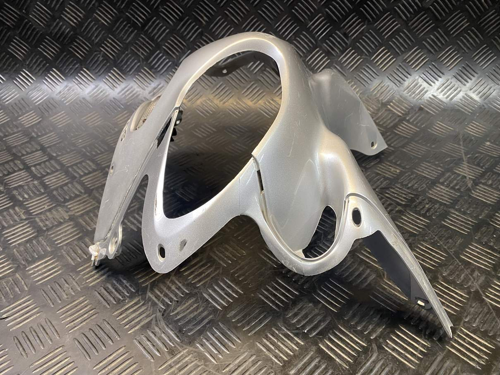 Пластик передний (обтекатель) Suzuki SV400S VK53A 053451