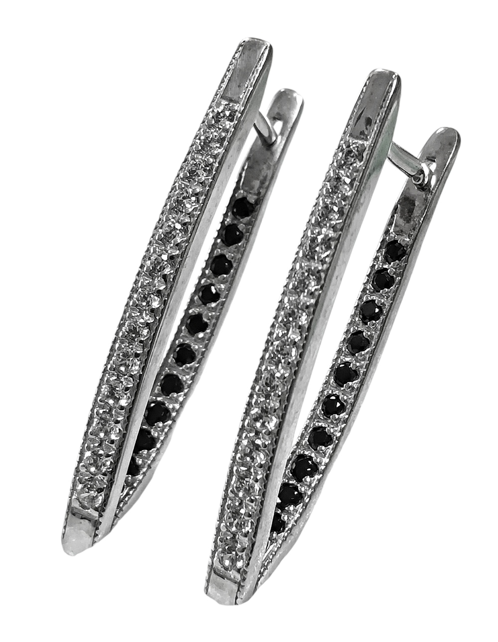 Ювелирные серьги из серебра