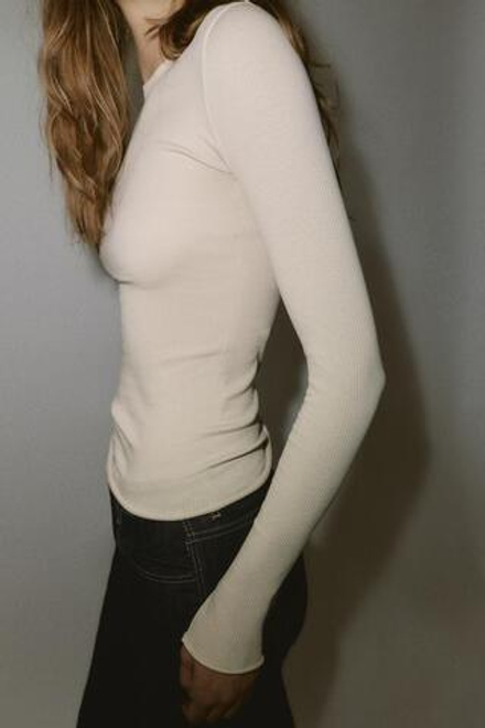 ZARA ФУТБОЛКА В РУБЧИК С ДЛИННЫМИ РУКАВАМИ, ПЕСОЧНЫЙ