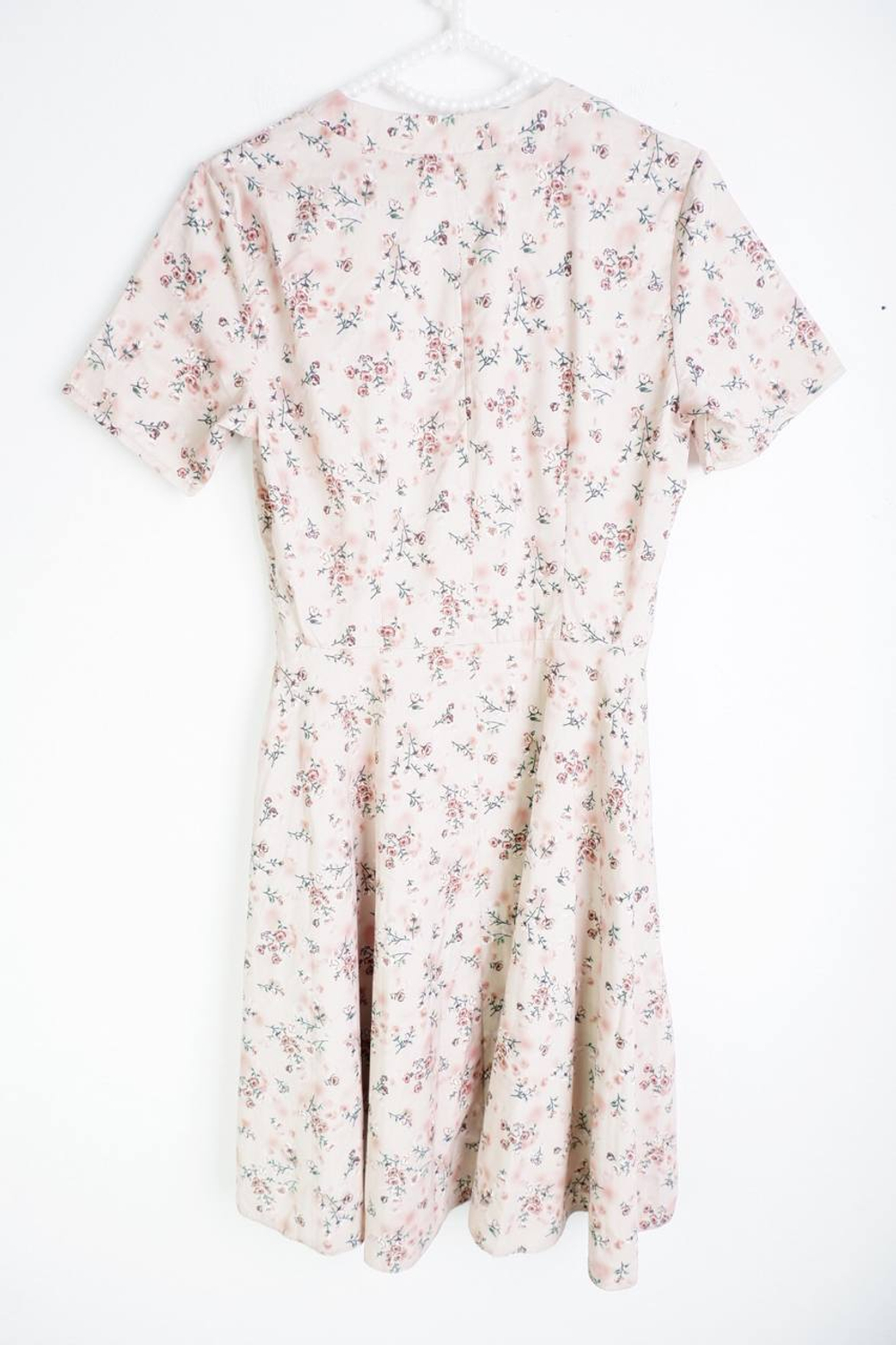 Платье Classy Lady для романтического образа, визуально на 42 размер