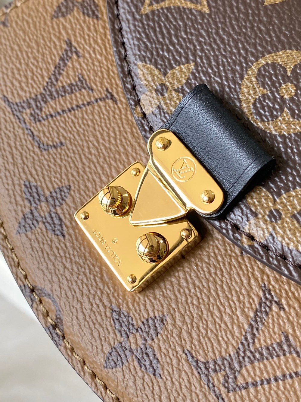 Louis Vuitton Pico Tilsitt
