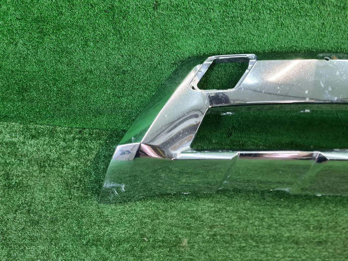 Накладка переднего бампера Mercedes M W166 (2011-2015) AMG