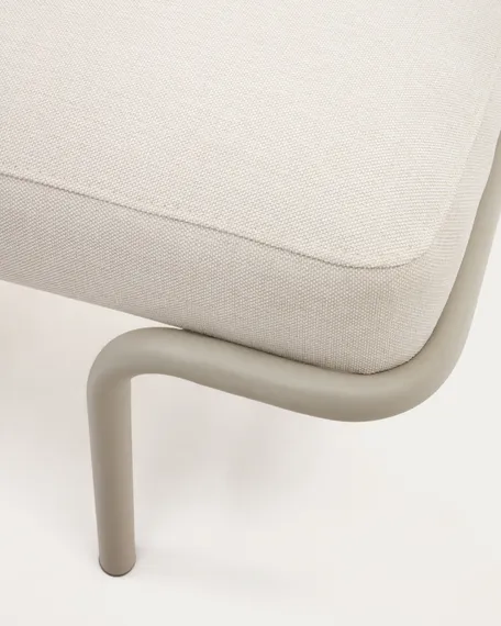 Банкетка Compo из бежевой синели, серые металлические ножки, 130 см