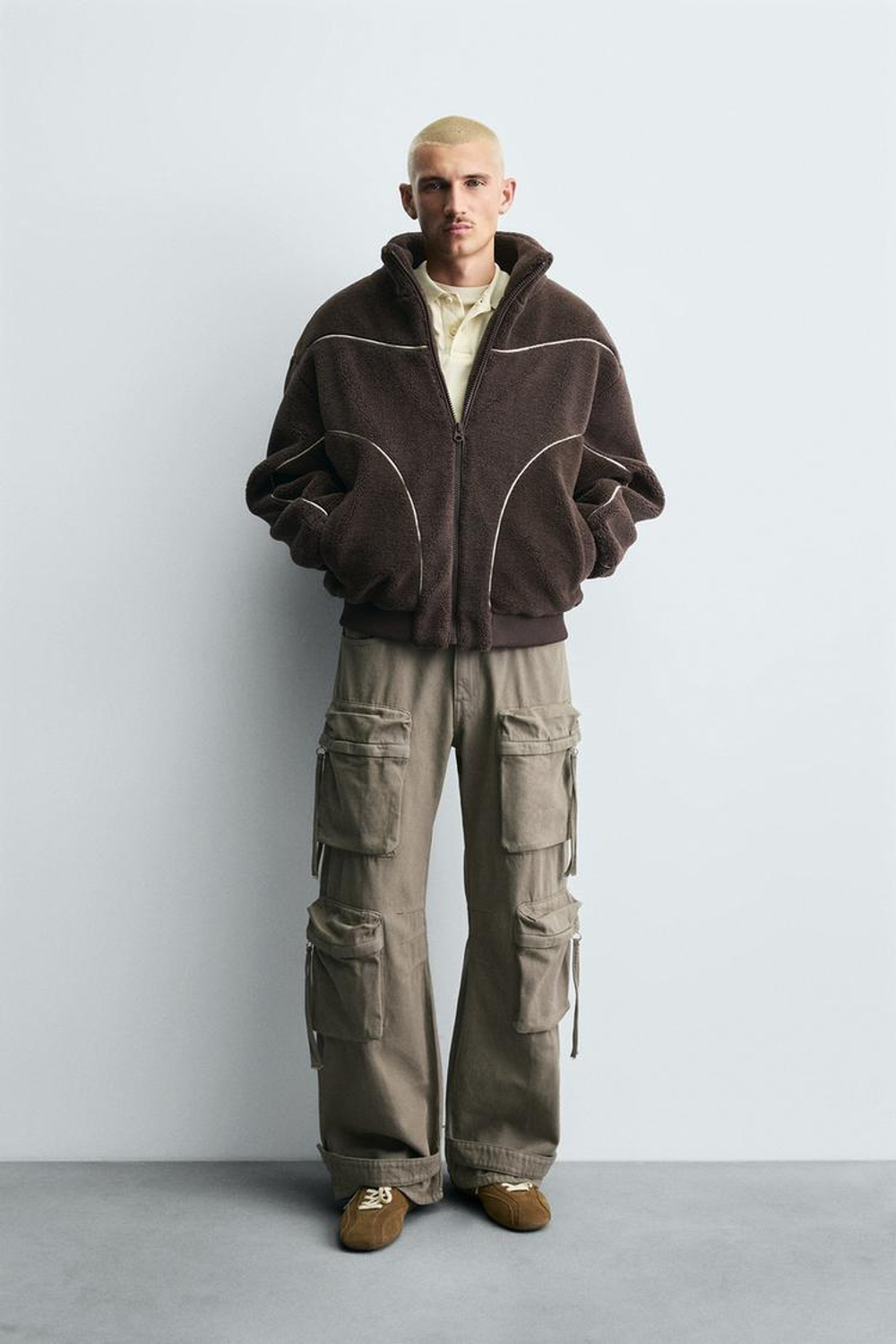 ZARA КУРТКА ИЗ ИСКУССТВЕННОЙ ОВЧИНЫ С КОНТРАСТНЫМИ ВСТАВКАМИ, КОРИЧНЕВЫЙ