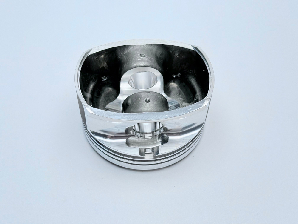 Поршни СТИ 16-кл 21126 (Приора) под клапана 32/28 пальцы 18/48