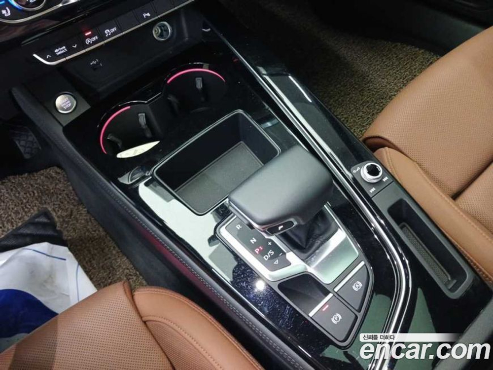Audi A4 (B9) 45 TFSI Quattro Premium (04.2022)
