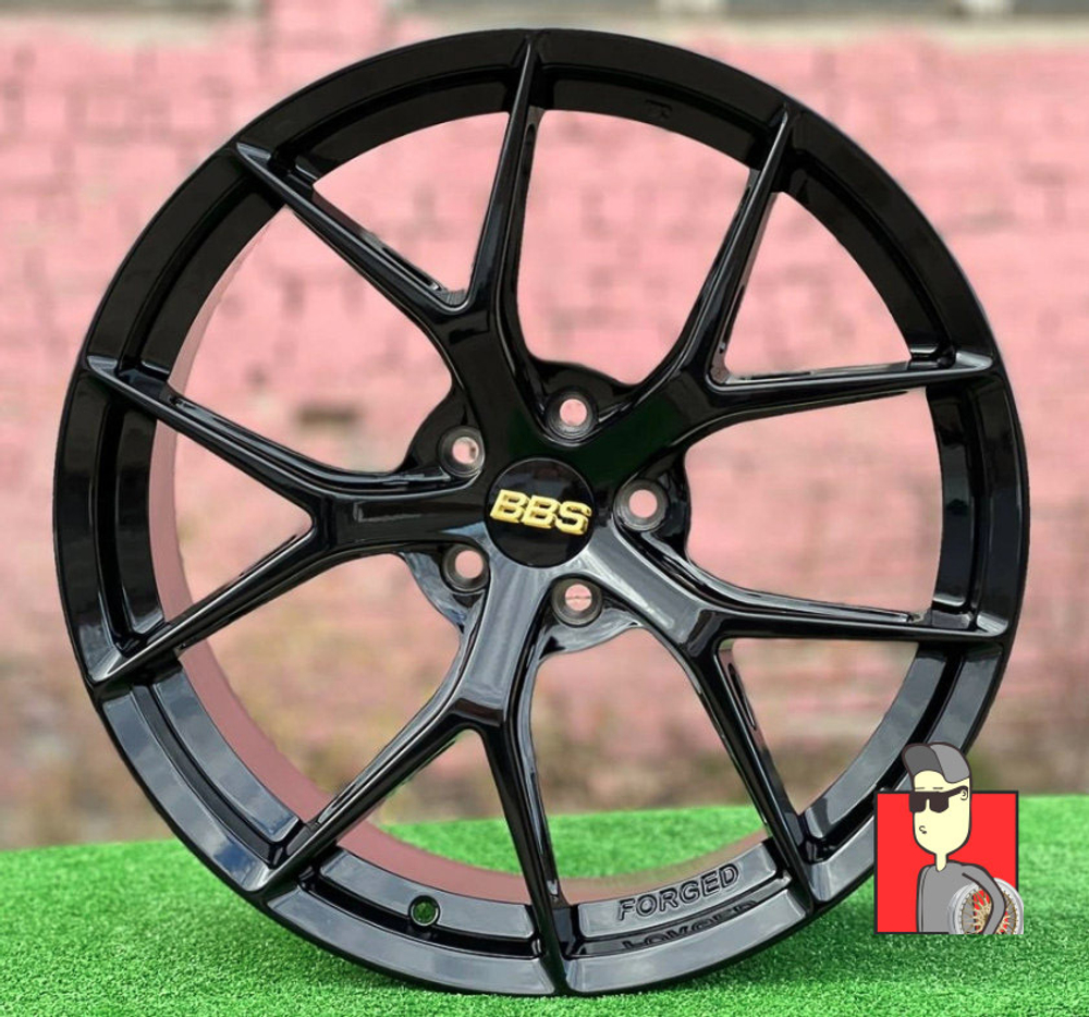 Комплект дисков BBS YF5888 18x8.5 et35 5x108
