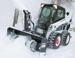 Снегометатель на Телескопический мини-погрузчик New Holland