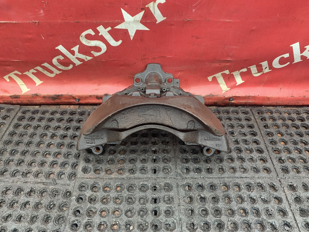 Суппорт тормозной 2017г