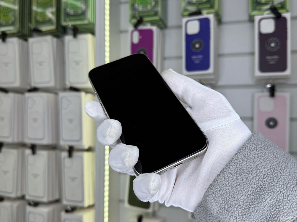 iPhone 15 Pro, 128 ГБ, SIM + eSIM б/у