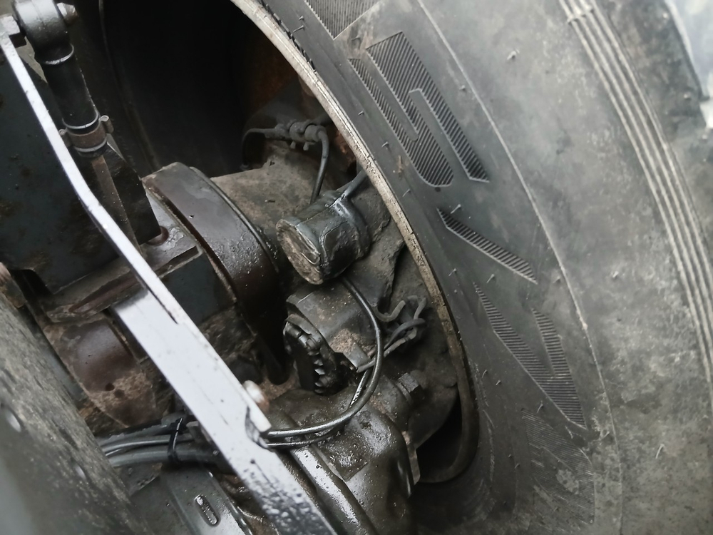 Суппорт тормозной 2017г.