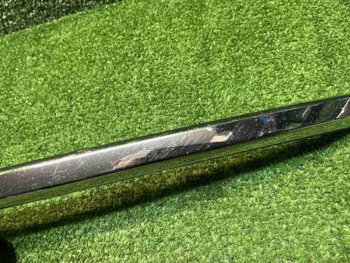 Накладка переднего бампера правая Hongqi HS5 19-нв