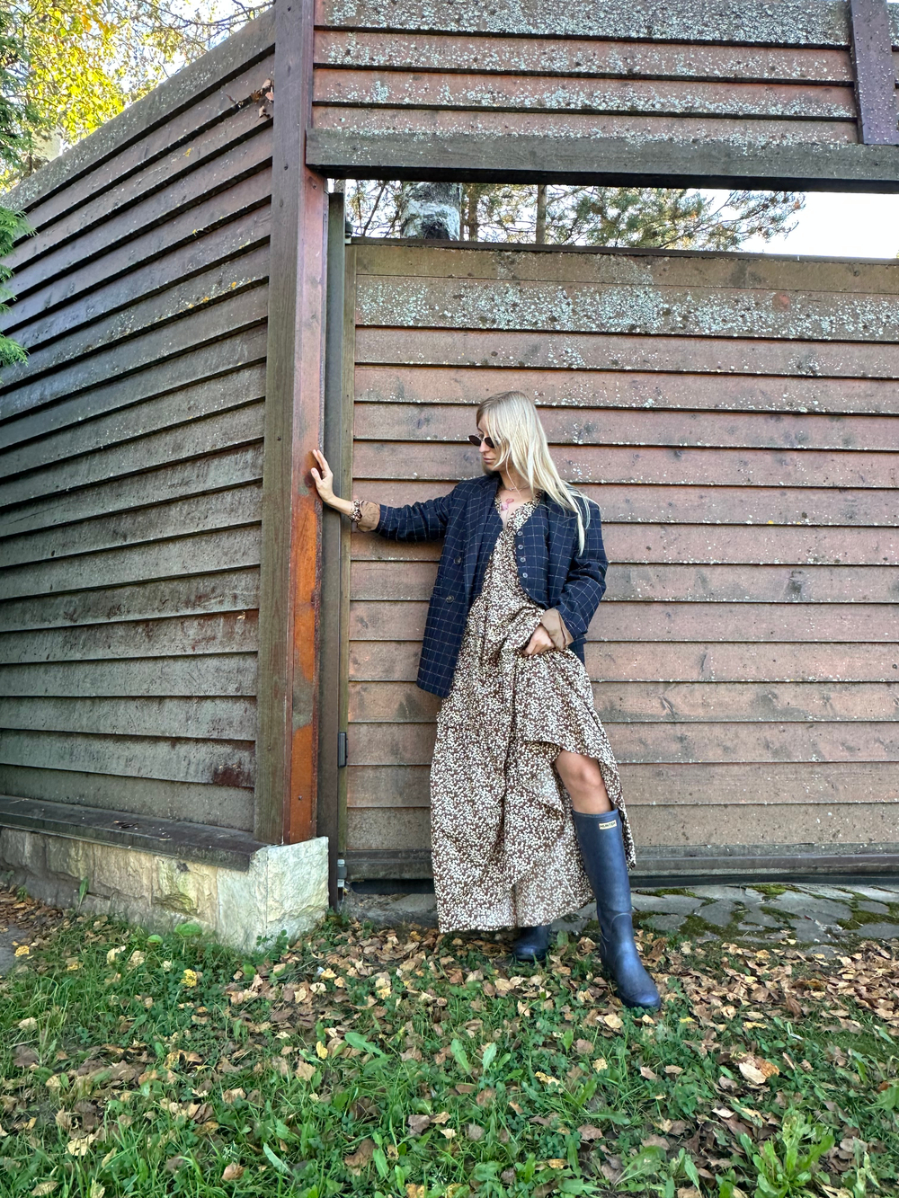 Жакет двубортный из темно-синей шерсти •ШКОЛА•