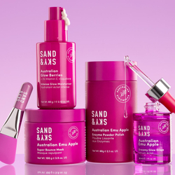 Sand & Sky Australian Glow Berries Intense Glow Moisturiser - увлажняющий флюид с осветляющим эффектом /   60  g  / GTIN 8886482915375