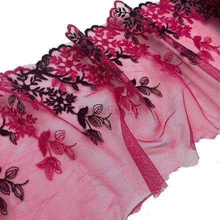 Вышивка на сетке ярко розовая 17,5 см