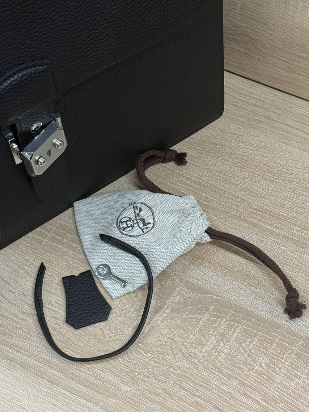 Портфель Hermes