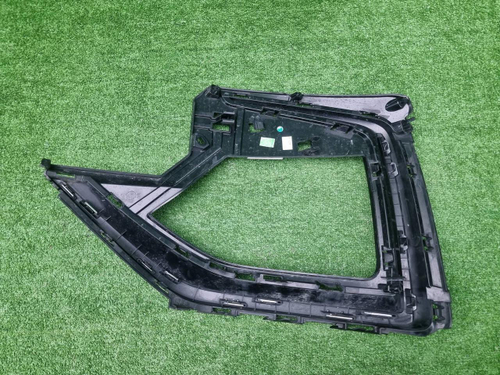 Накладка бампера правая Voyah Passion (2022-н.в.)