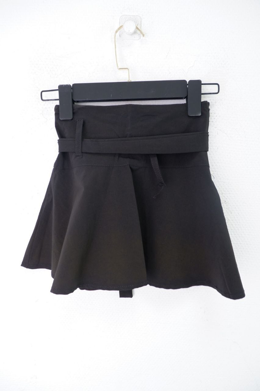 Юбка с поясом на 5-6 лет, новая