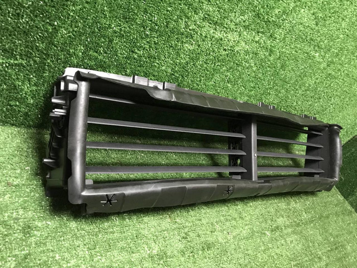 Воздуховод радиатора Lixiang L7 (2022-н.в.)