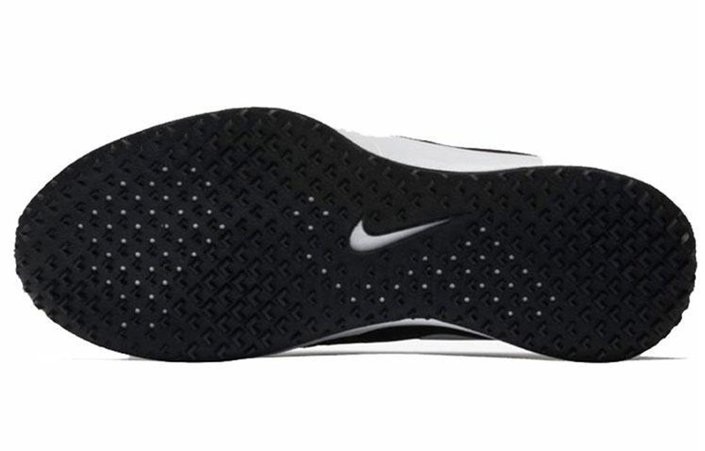 Кроссовки Nike Varsity Compete Trainer