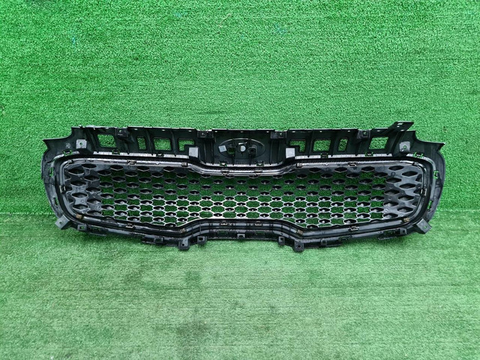 Решетка радиатора KIA Sportage 4 QL (2016-2018)