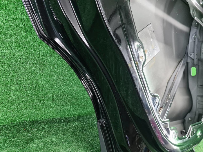 Дверь задняя левая Volvo XC40 (2017-н.в.)