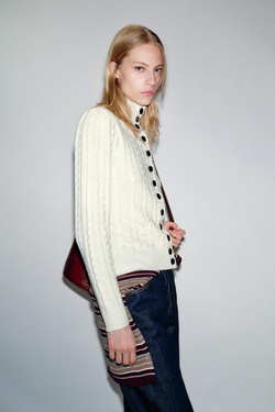 ZARА ВЯЗАНЫЙ КАРДИГАН С КОСАМИ, ЭКРЮ