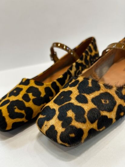 Туфли женские "Лео"