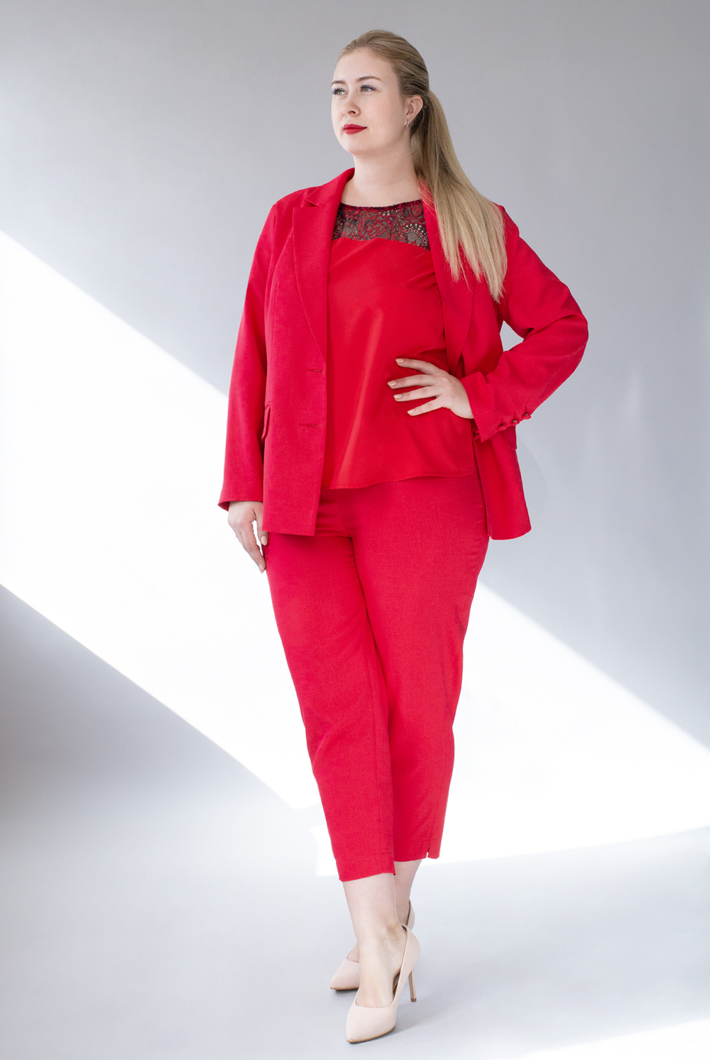 Брюки зауженные 3252АЕ, красный #38К023252АЕ