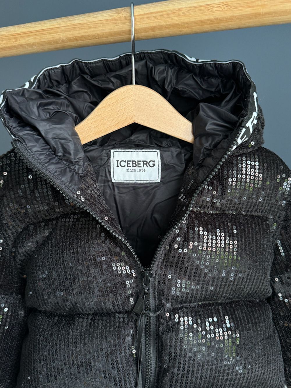 Новая куртка Iceberg, 116