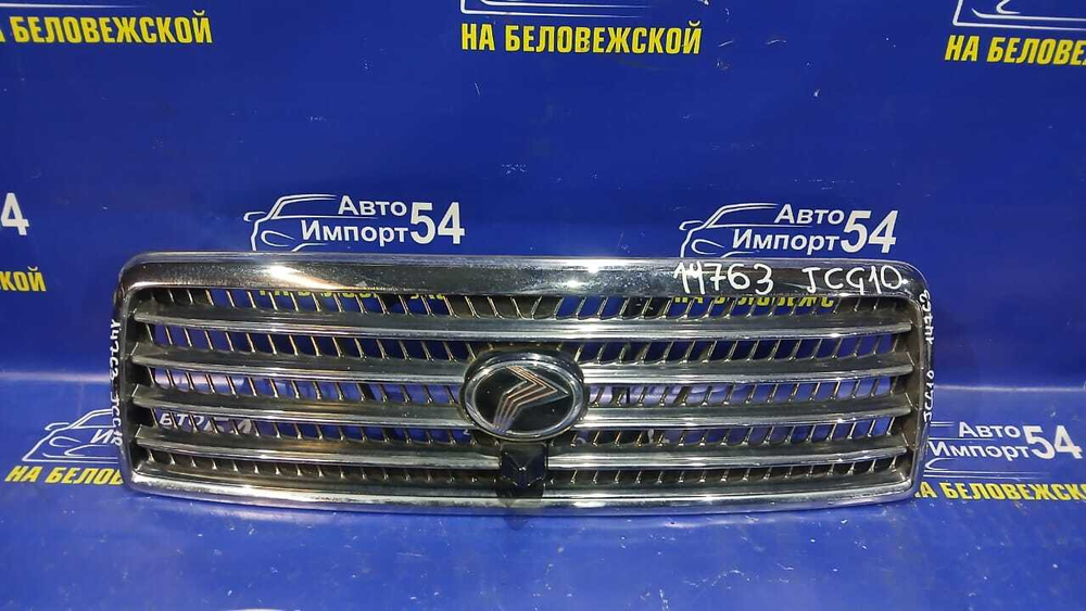 Решетка радиатора TOYOTA PROGRES 2001-2007