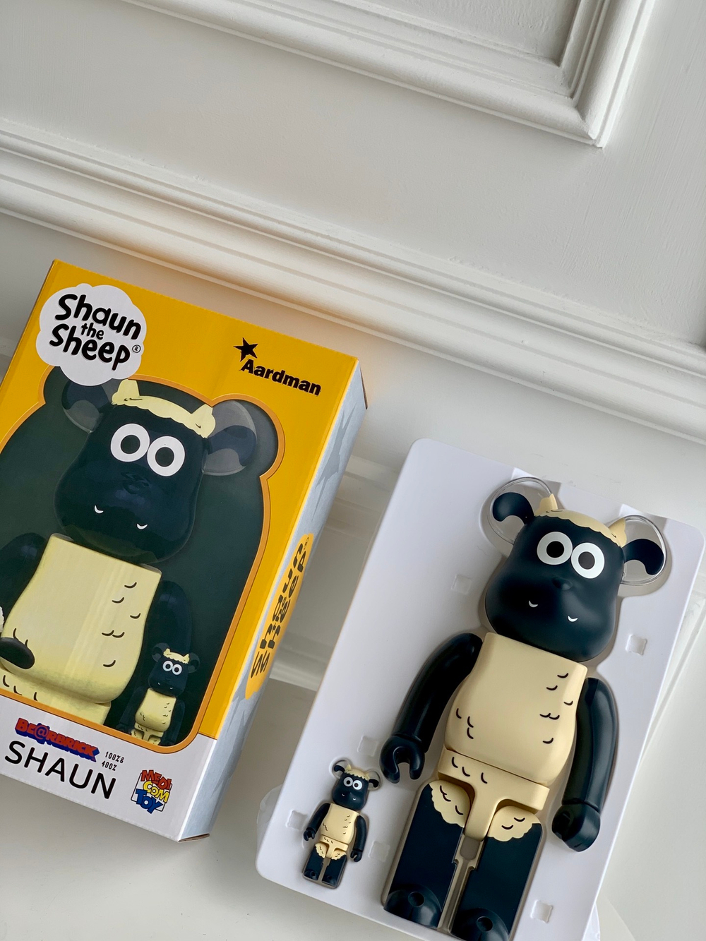 Bearbrick Shaun The Sheep 400% + 100%