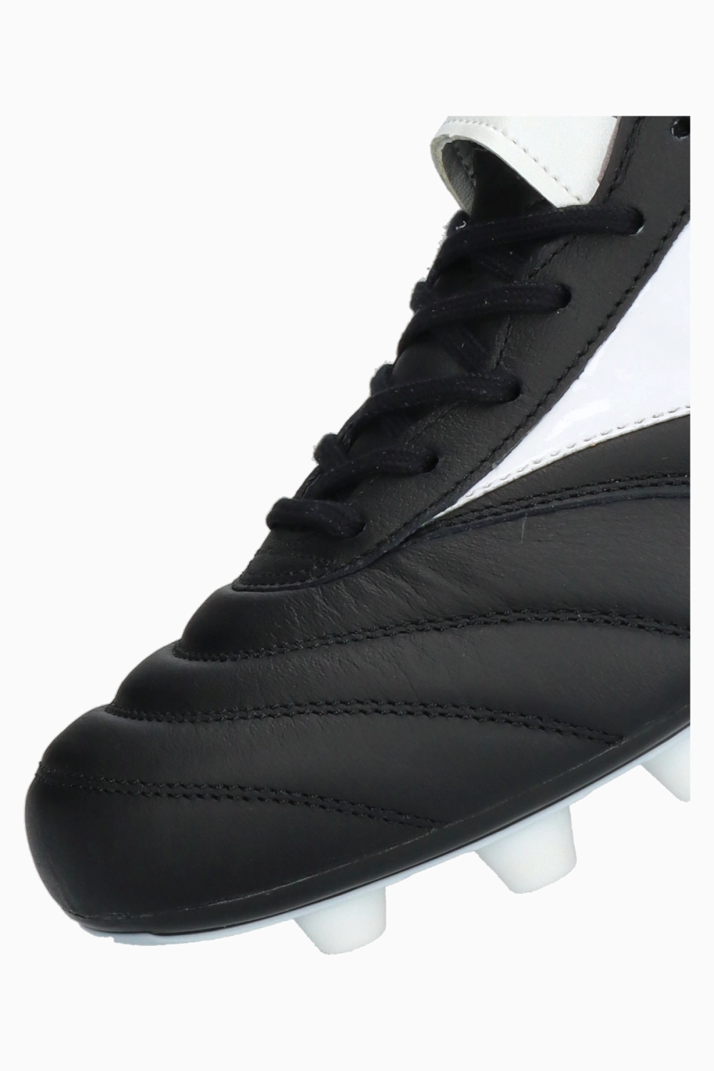 Бутсы Mizuno Morelia II Japan FG - черный