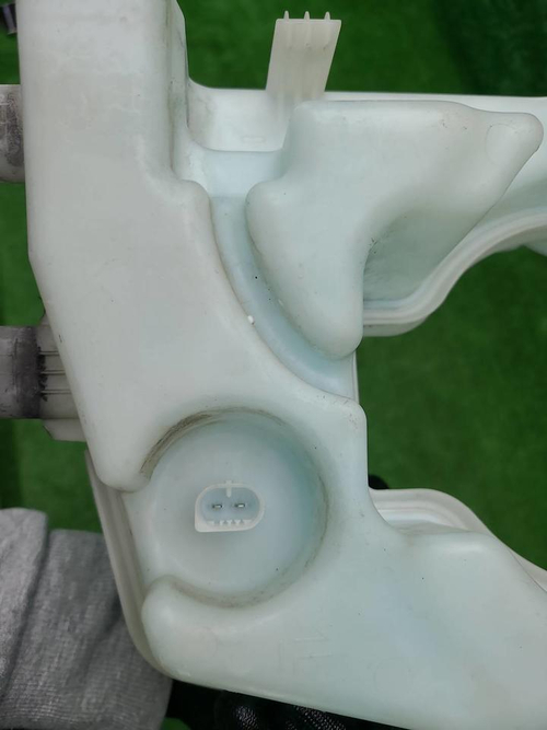 Бачок омывателя Mini Hatch F55 F56 (2013-2024)