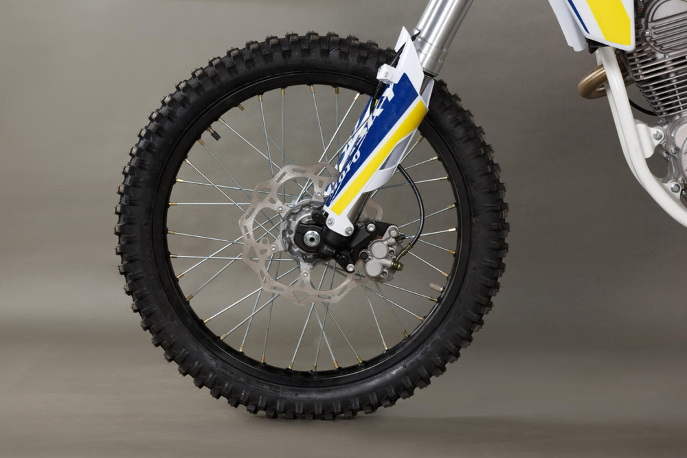 Мотоцикл Hasky XR250 эндуро